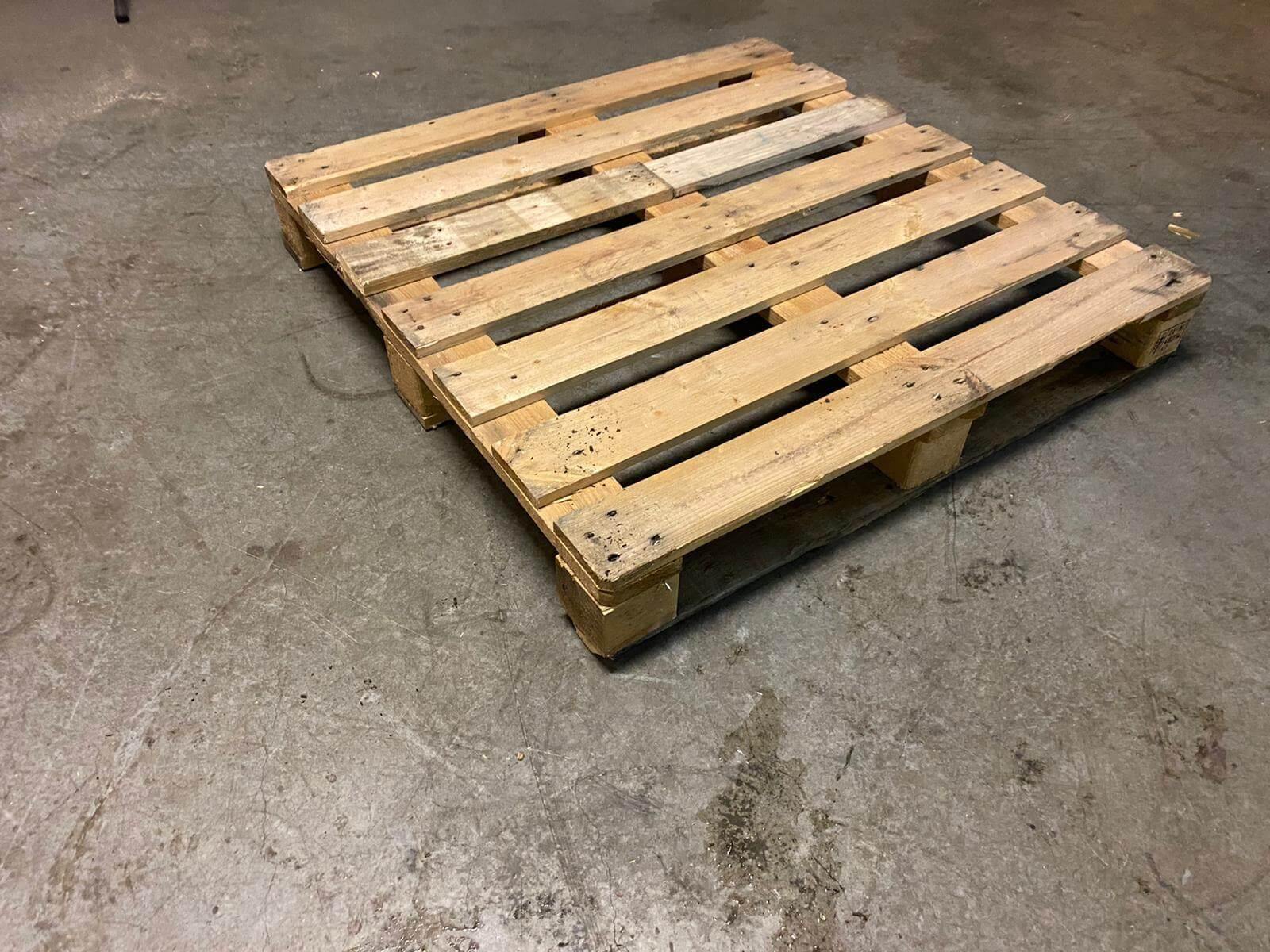 Gebruikte pallet 100x100cm - Online-Pallets