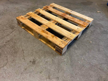 Gebruikte Pallet 80x80cm - Online-Pallets